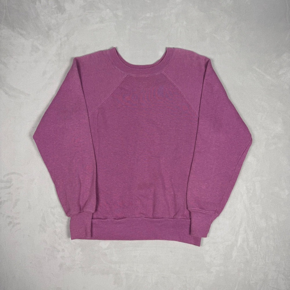 80s Unisex Vintage Blank Raglan Crewneck Sweatshirt Magenta Medium
